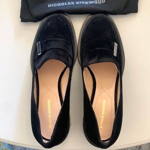 Nicholas Kirkwood black suede loafers with pearl heel size 39
